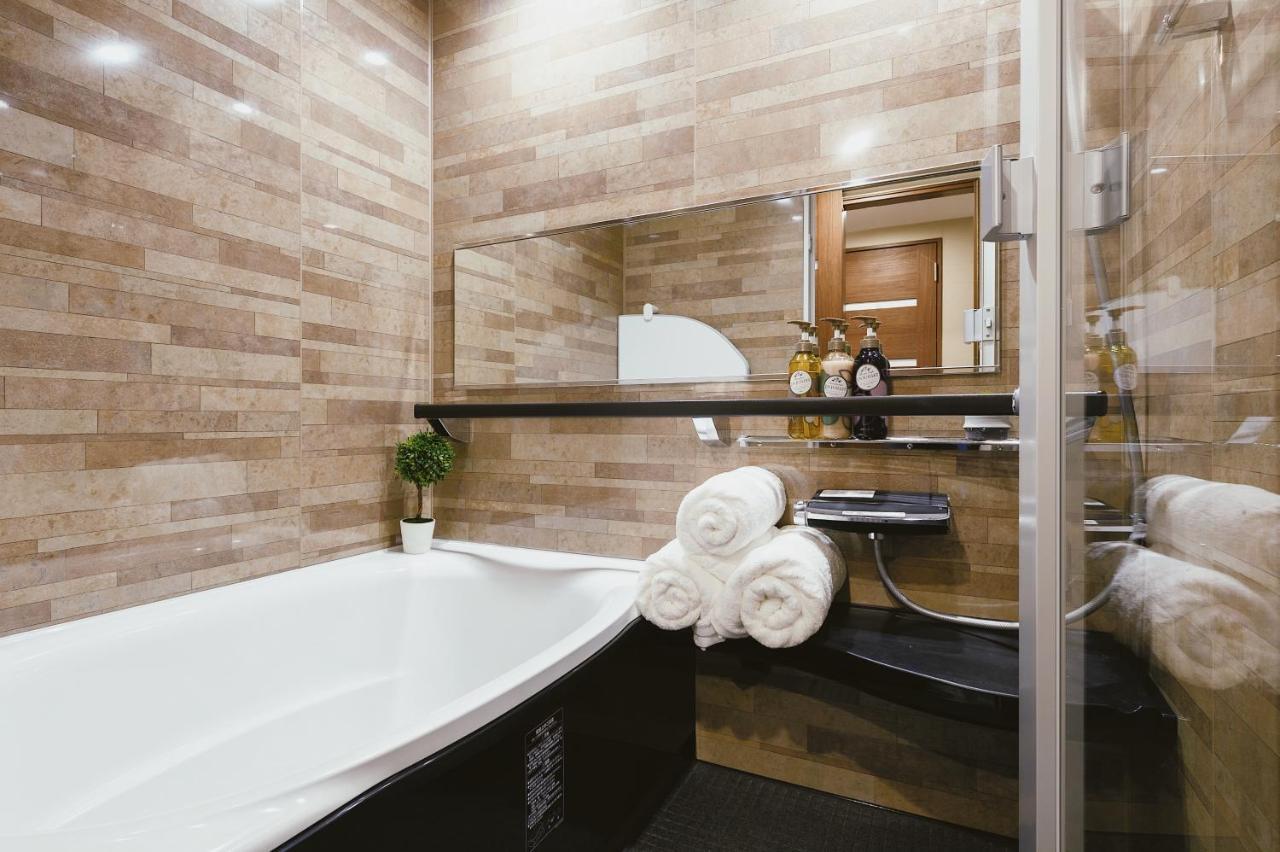 Cherry Blooming Tokyo- All Suite Boutique Hotel 东京伊樱里-中央区全套房艺术酒店 Luaran gambar
