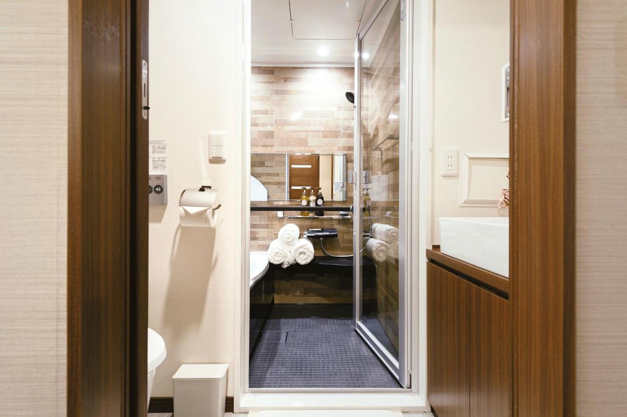 Cherry Blooming Tokyo- All Suite Boutique Hotel 东京伊樱里-中央区全套房艺术酒店 Luaran gambar