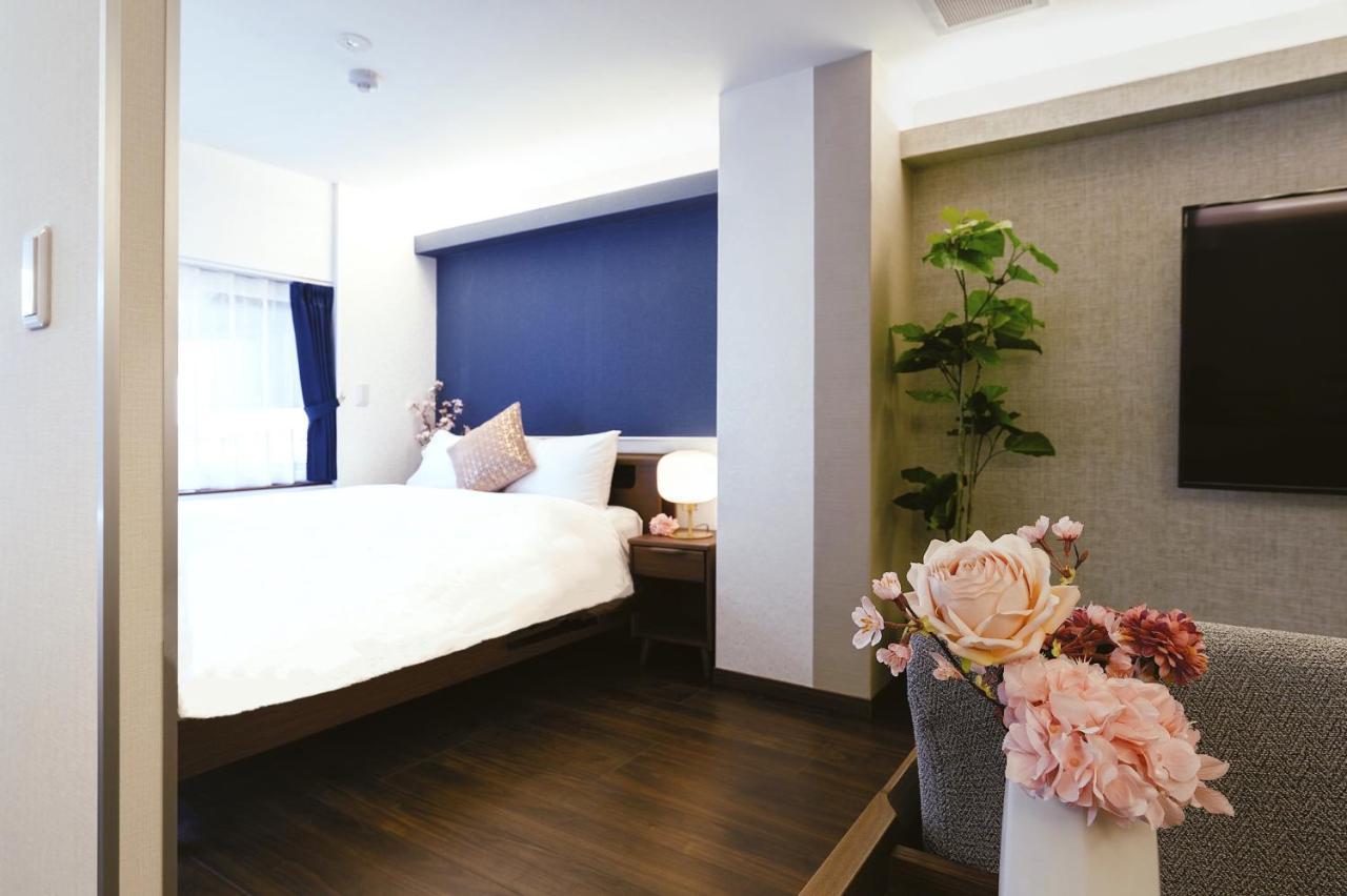 Cherry Blooming Tokyo- All Suite Boutique Hotel 东京伊樱里-中央区全套房艺术酒店 Luaran gambar